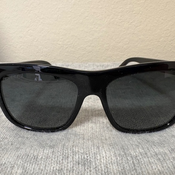 Gucci TJLO3411UL Black Square Sunglasses Bee Logo Arms w/ Case & Cloth Excellent main image 7
